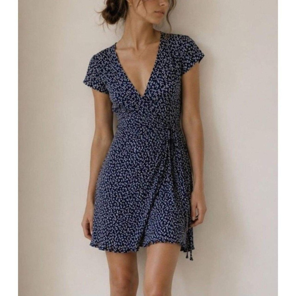Brandy Melville Robbie Wrap Dress Womens Floral Print One Size Navy Blue